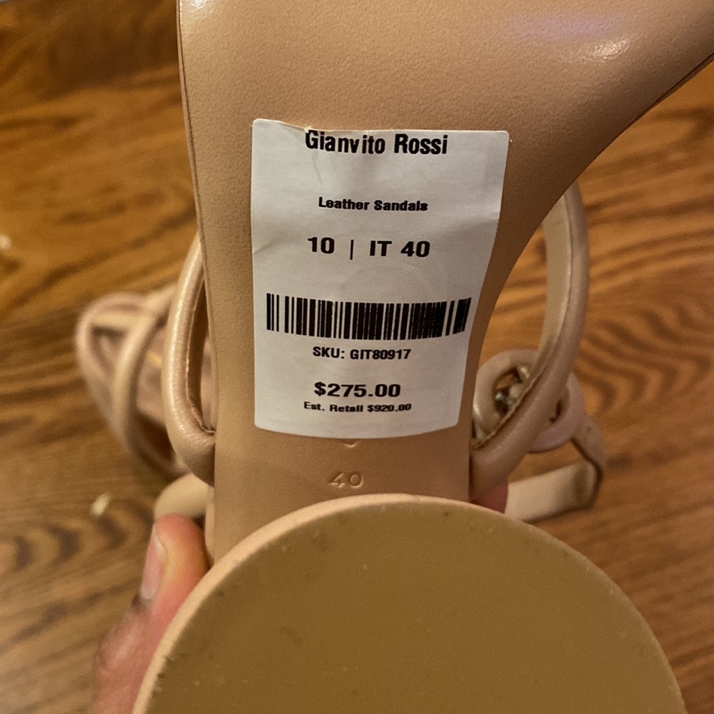 Gianvanti Rossi Block Heels Sandals.  Almost new condition - Picture 4 of 4